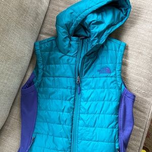 Hooded and sleeveless North Face vest